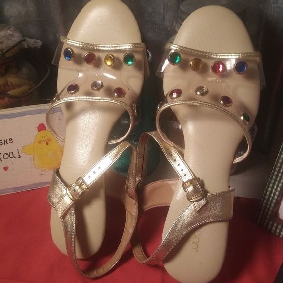 Vintage Beacon Jeweled Sandals - Picture 2 of 8